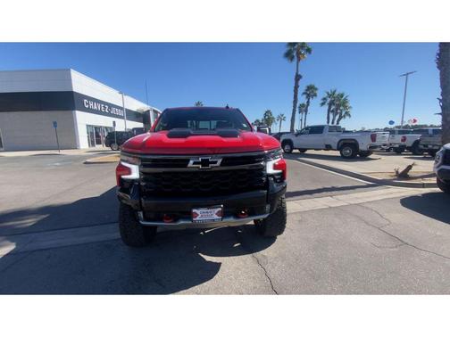 2025 Chevrolet Silverado 1500 ZR2
