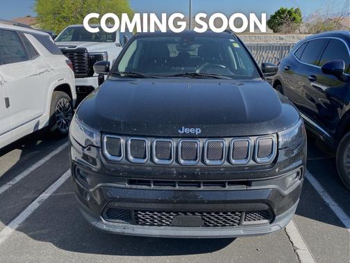 Diamond Black Crystal Pearlcoat 2022 Jeep Compass Latitude