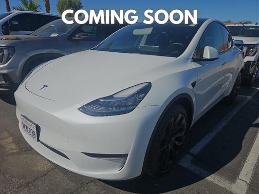 2022 Tesla Model Y Long Range Dual Motor All-Wheel Drive