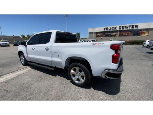 Summit White 2024 Chevrolet Silverado 1500 LT