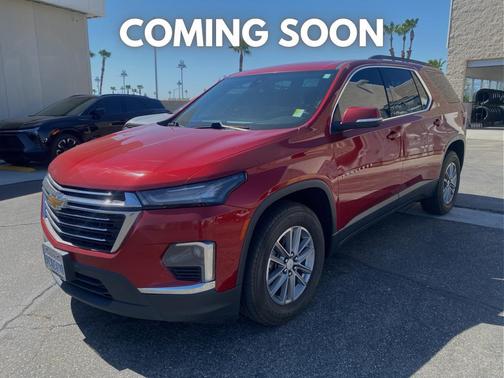 Cherry Red Tintcoat 2022 Chevrolet Traverse LT Cloth