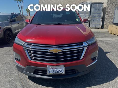 Cherry Red Tintcoat 2022 Chevrolet Traverse LT Cloth