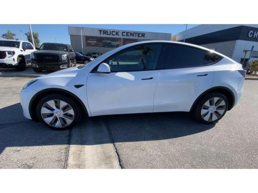 2023 Tesla Model Y Long Range Dual Motor All-Wheel Drive