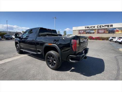 2024 GMC Sierra 2500 AT4