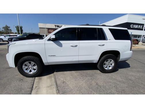 Summit White 2019 GMC Yukon SLT