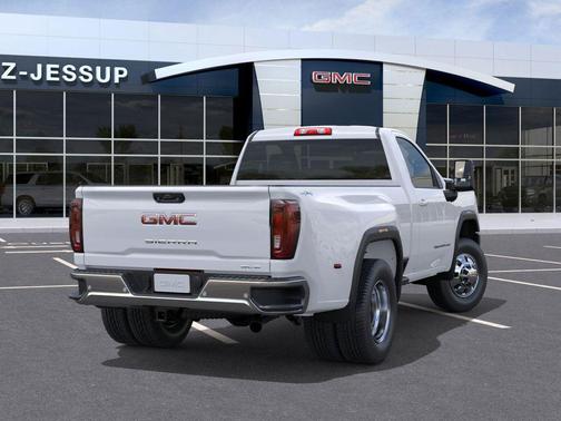 2026 GMC Sierra 3500 SLE