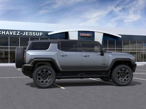 Magnus Gray Matte 2026 GMC HUMMER EV SUV 3X