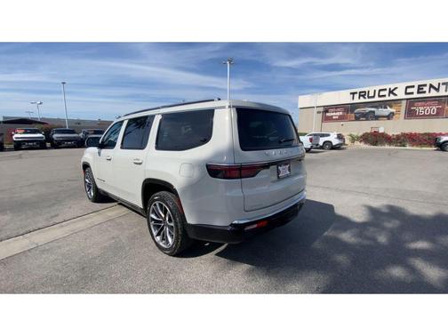 2022 Jeep Wagoneer Series III 4x4