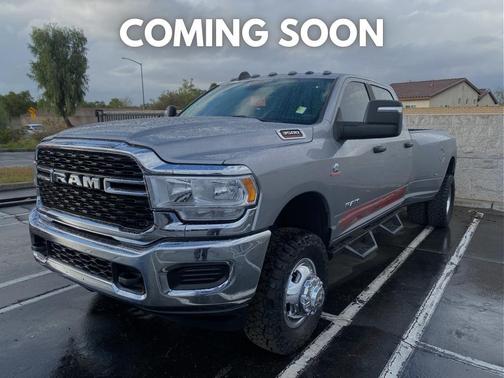 2023 RAM 3500 Big Horn Crew Cab 4x4 8' Box