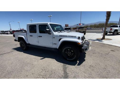 Bright White Clearcoat 2025 Jeep Gladiator High Tide