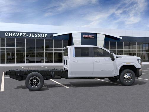 SUMMIT WHT 2026 GMC Sierra 3500 SLE