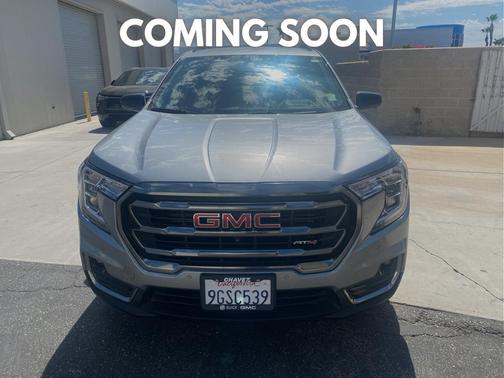 Sterling Metallic 2023 GMC Terrain AWD AT4