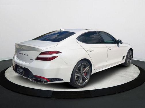 2025 Genesis G70 2.5T