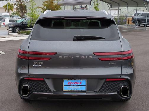 2023 Genesis GV70 2.5T