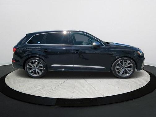 2021 Audi SQ7 4.0T Premium Plus