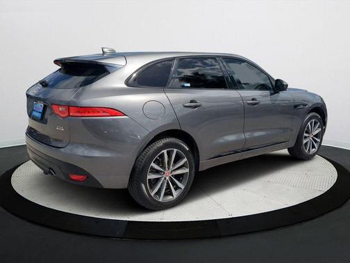 2018 Jaguar F-PACE 25t R-Sport