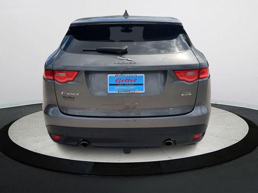 2018 Jaguar F-PACE 25t R-Sport