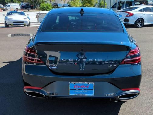 2025 Genesis G70 2.5T