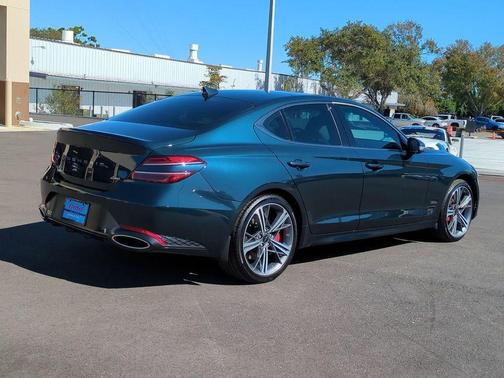 2025 Genesis G70 2.5T