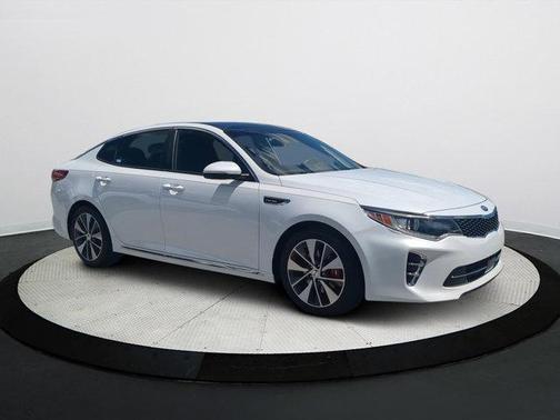 2016 Kia Optima SXL Turbo