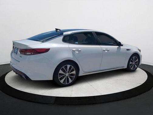 2016 Kia Optima SXL Turbo