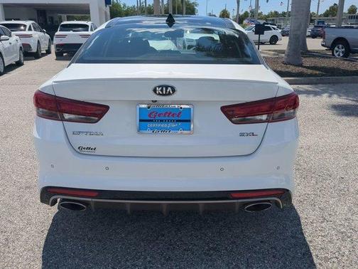2016 Kia Optima SXL Turbo