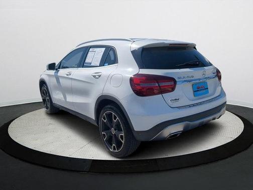 2019 Mercedes-Benz GLA 250 Base 4MATIC