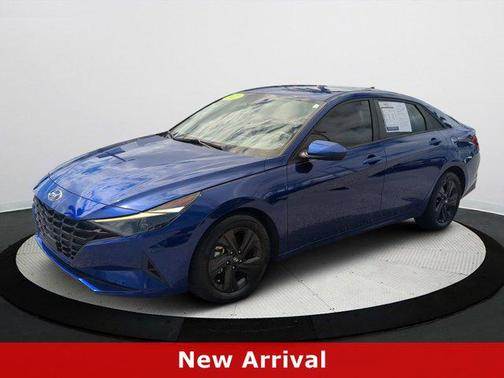 2021 Hyundai ELANTRA SEL