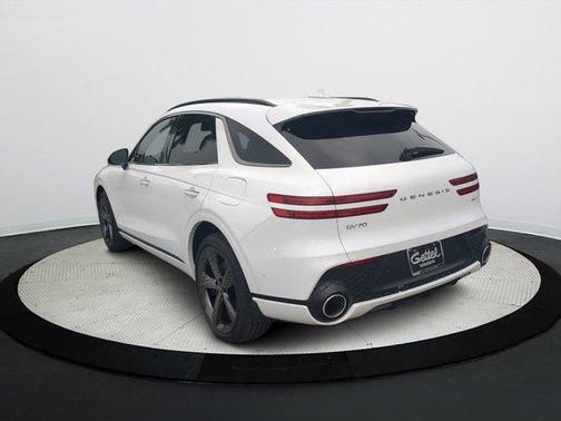 2025 Genesis GV70 2.5T
