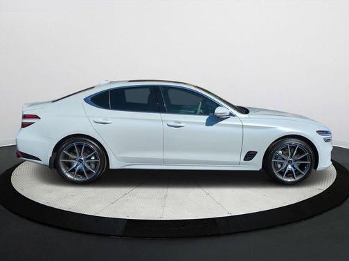 2026 Genesis G70 PRESTIGE