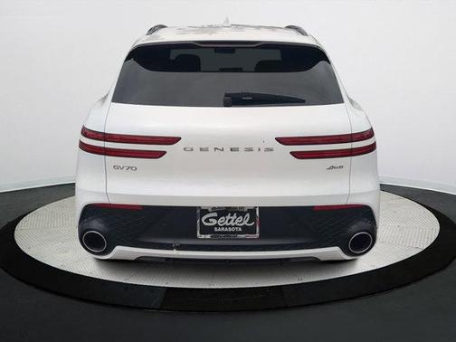 2025 Genesis GV70 2.5T