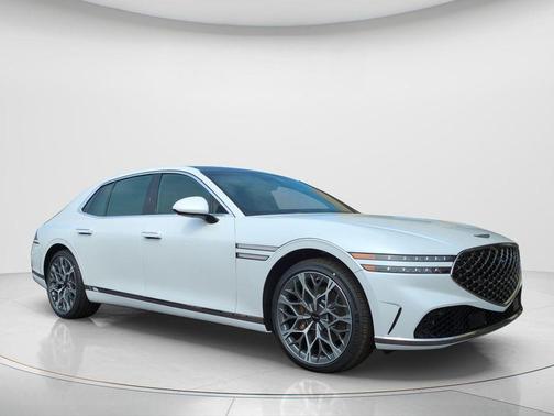 White 2026 Genesis G90 3.5T e-SC