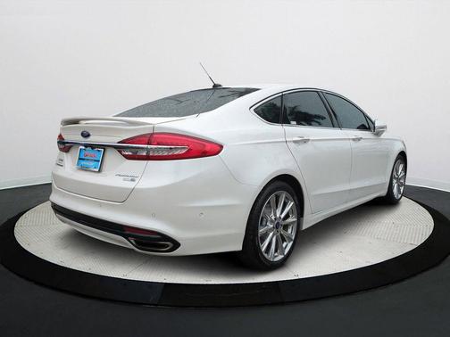 2017 Ford Fusion Platinum