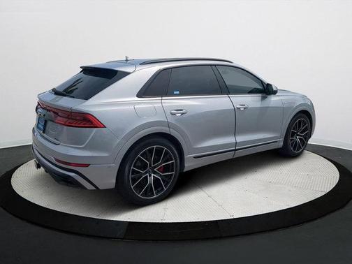 2019 Audi Q8 Premium Plus
