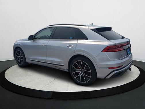 2019 Audi Q8 Premium Plus