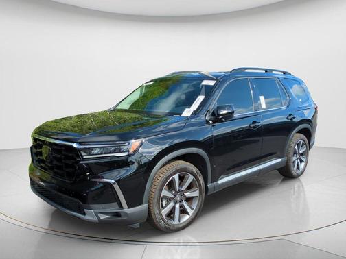 Crystal Black Pearl 2025 Honda Pilot Elite
