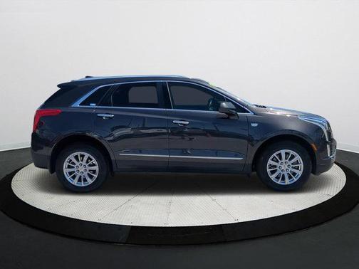 2017 Cadillac XT5 Base