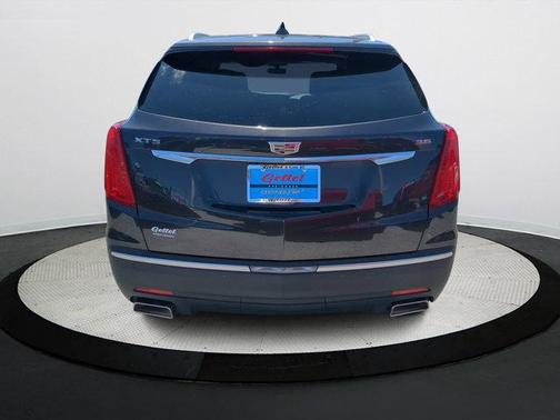 2017 Cadillac XT5 Base