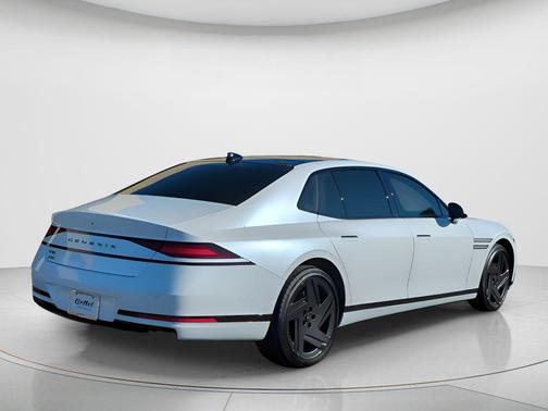 White 2026 Genesis G90 3.5T e-SC Prestige Black