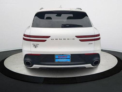2022 Genesis GV70 2.5T