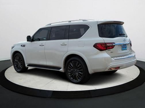 2022 INFINITI QX80 SENSORY