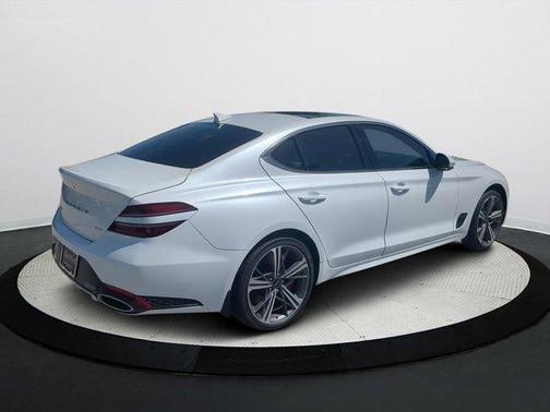 2025 Genesis G70 2.5T