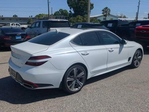 2025 Genesis G70 2.5T