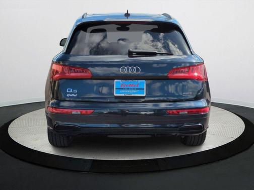 2020 Audi Q5 40 Premium Plus