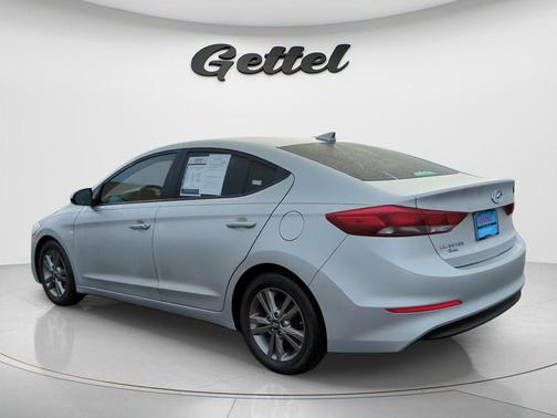 2017 Hyundai ELANTRA Value Edition