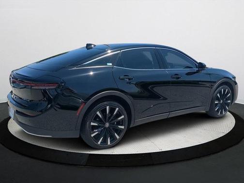 2023 Toyota Crown Platinum