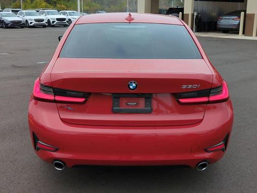 2021 BMW 330 i