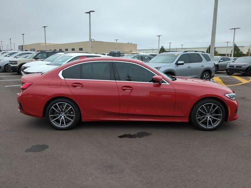 2021 BMW 330 i