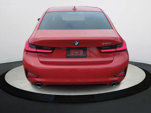 2021 BMW 330 i