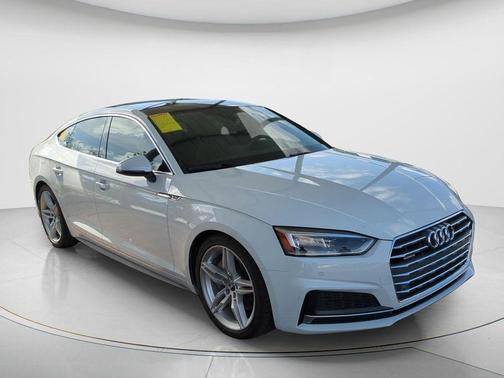 Glacier White Metallic 2018 Audi A5 2.0T Premium